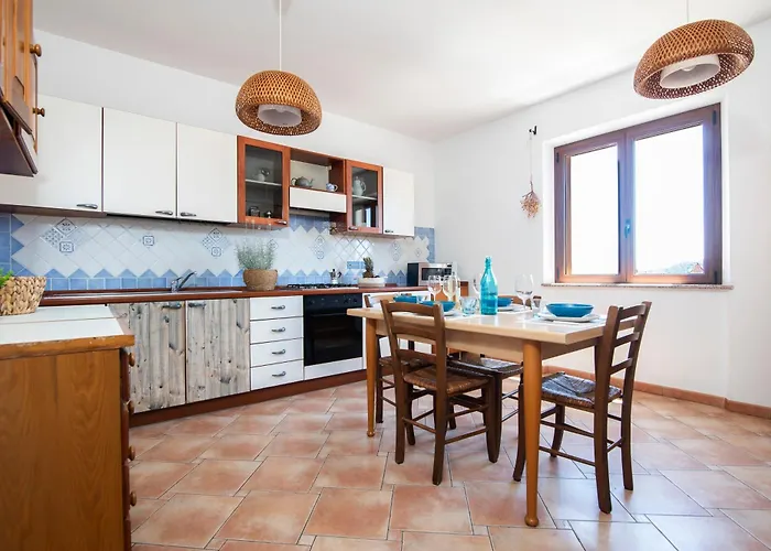 The Blue Whale - Happy Apartment *