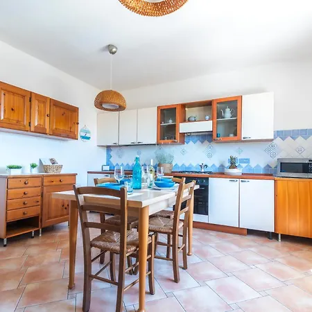 The Blue Whale - Happy Apartamento La Maddalena (Sassari)