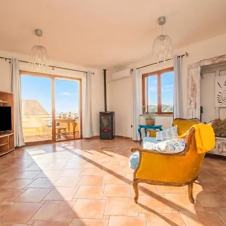 The Blue Whale - Happy Appartement La Maddalena (Sassari)