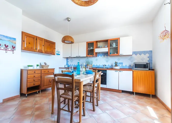 The Blue Whale - Happy Appartement La Maddalena (Sassari)